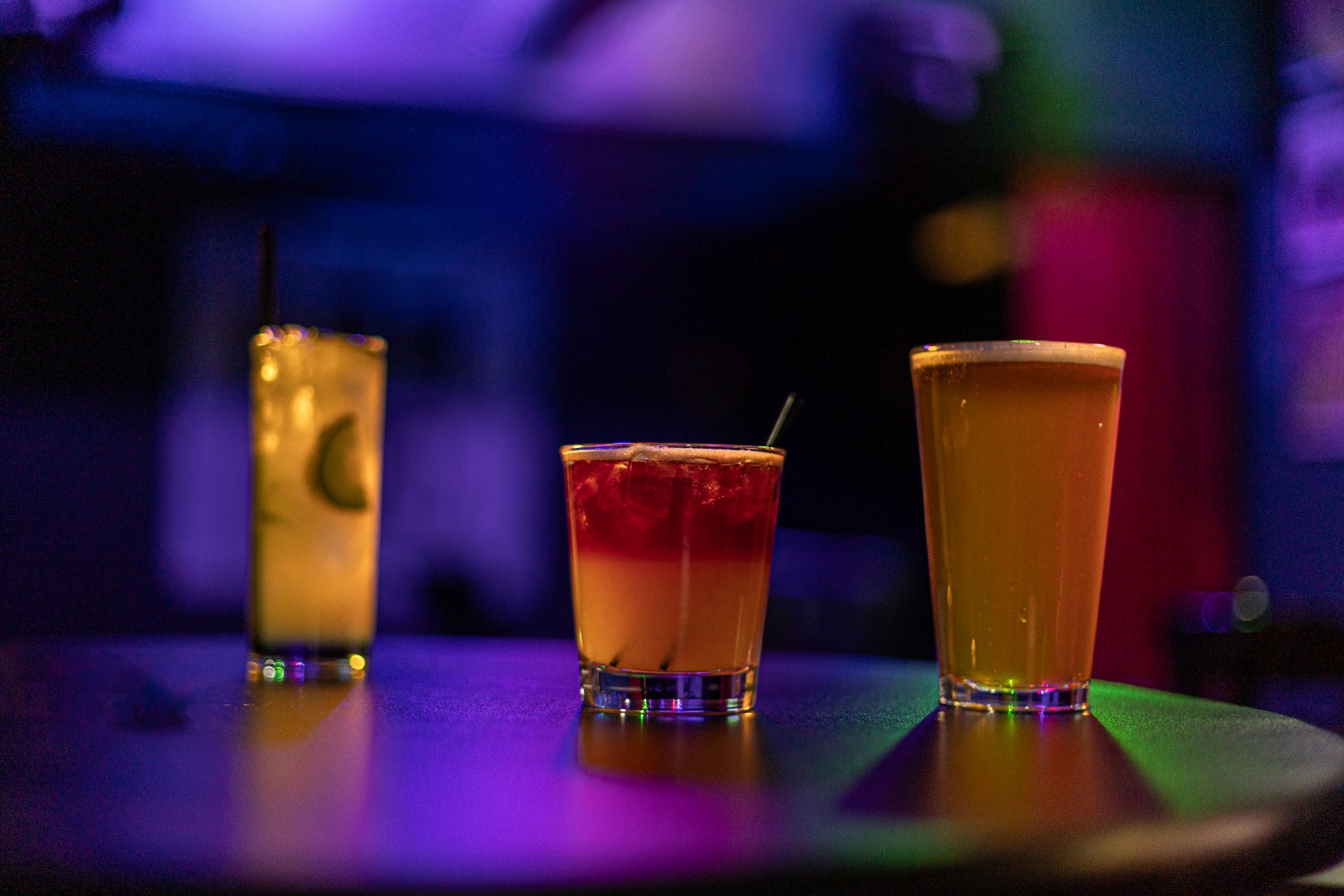 Three Glasses — Neon