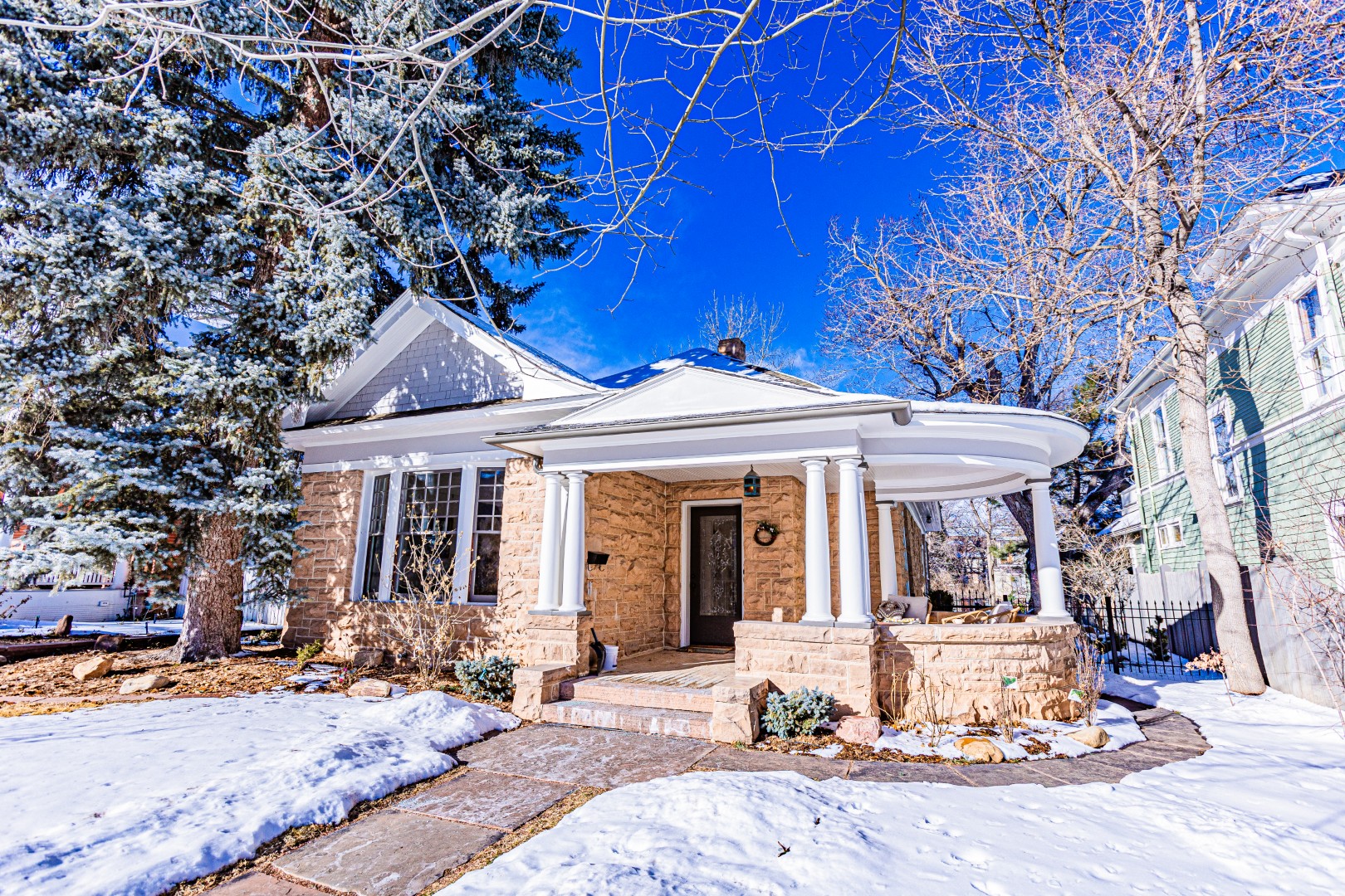 Sandstone Bungalow — Winter